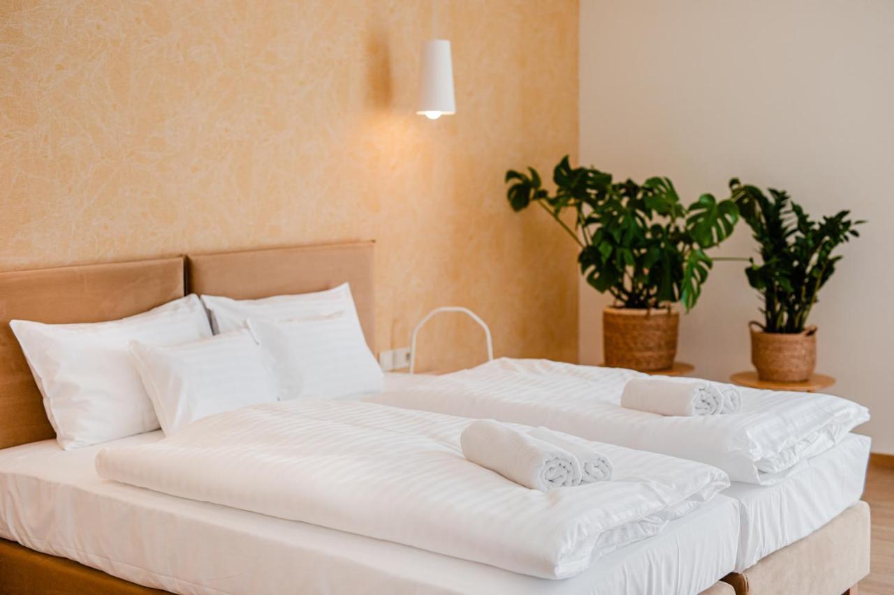 H11 Rooms Έστεργκομ Εξωτερικό φωτογραφία