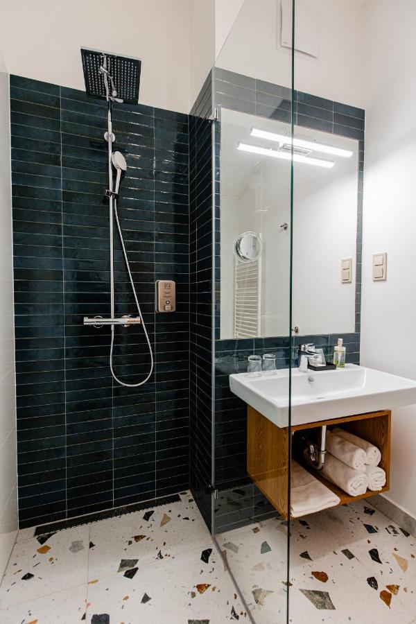 H11 Rooms Έστεργκομ Εξωτερικό φωτογραφία