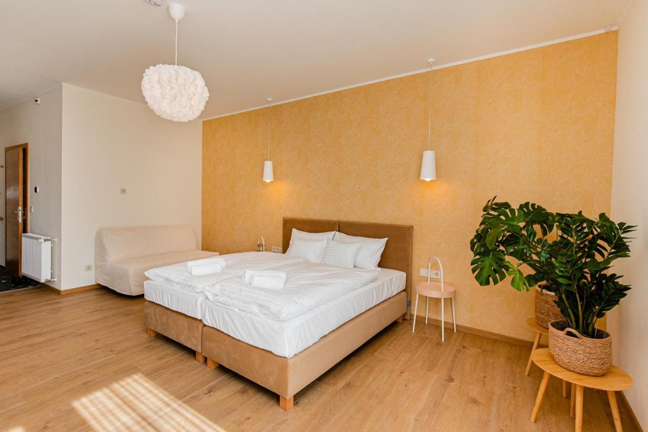 H11 Rooms Έστεργκομ Εξωτερικό φωτογραφία