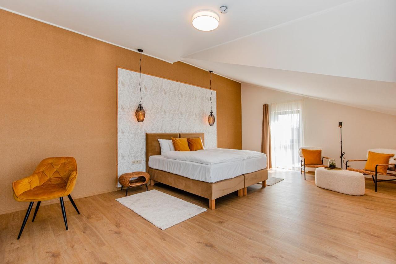 H11 Rooms Έστεργκομ Εξωτερικό φωτογραφία