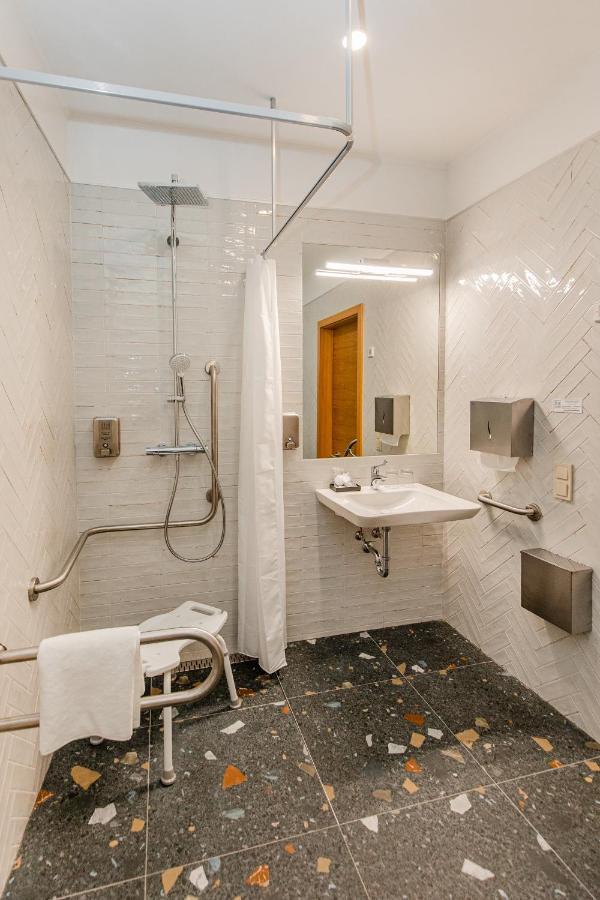 H11 Rooms Έστεργκομ Εξωτερικό φωτογραφία