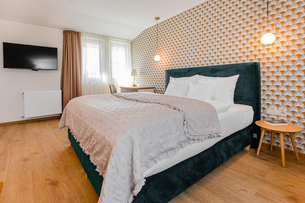 H11 Rooms Έστεργκομ Εξωτερικό φωτογραφία
